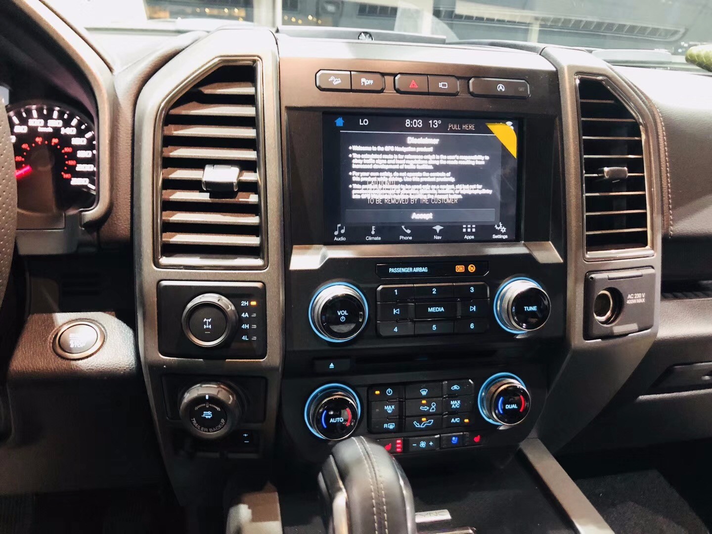 18款福特猛禽f150 红白黑 蓝现车