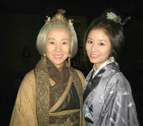 孙权的母亲早就死了,那孙权嫁妹时出现的吴国太,又是谁?