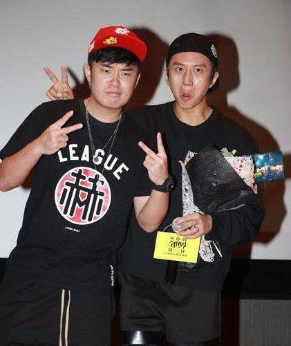 邓超摔倒,陈赫下意识的一个小动作,暴露两人真实关系