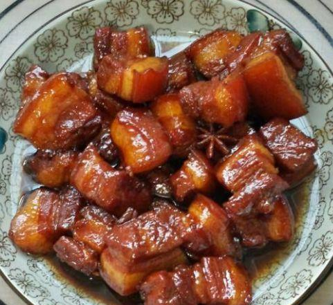 小姑子来家里吃饭,我做了一桌子美食,婆婆却说我舍不得花钱