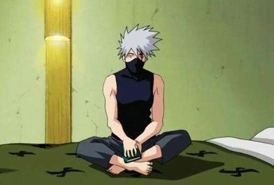 火影忍者:卡卡西为什么不谈恋爱不结婚,难道他是为了她?