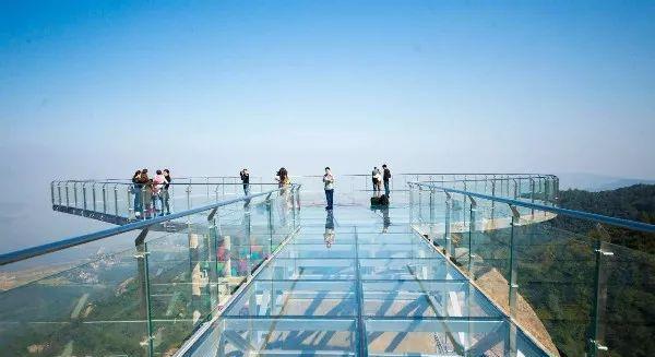玻璃栈道