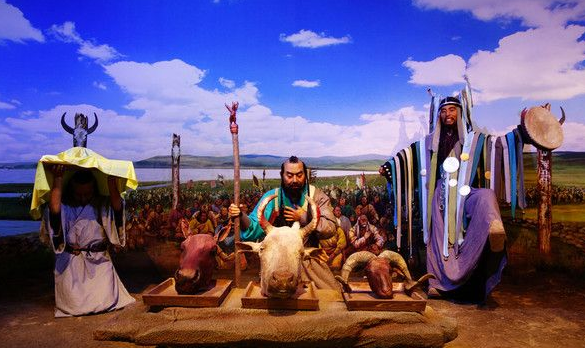 某年春天,慕容廆正率部众召开会议,会然部卒来报,两兄弟的马在河边