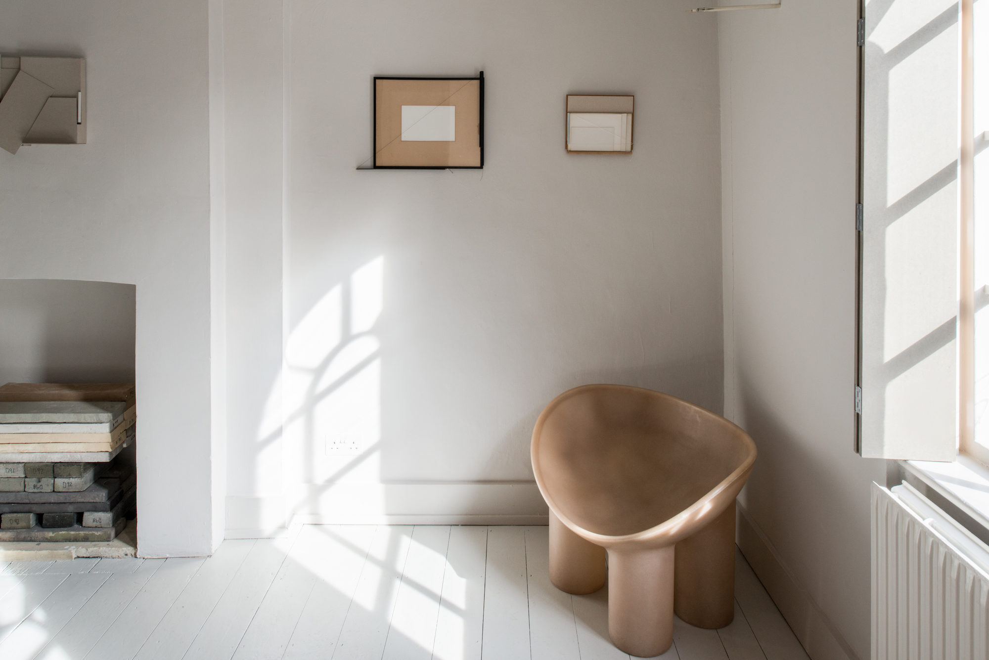 静谧角落拥有多元身份的著名设计师 faye toogood 和妹妹 erica