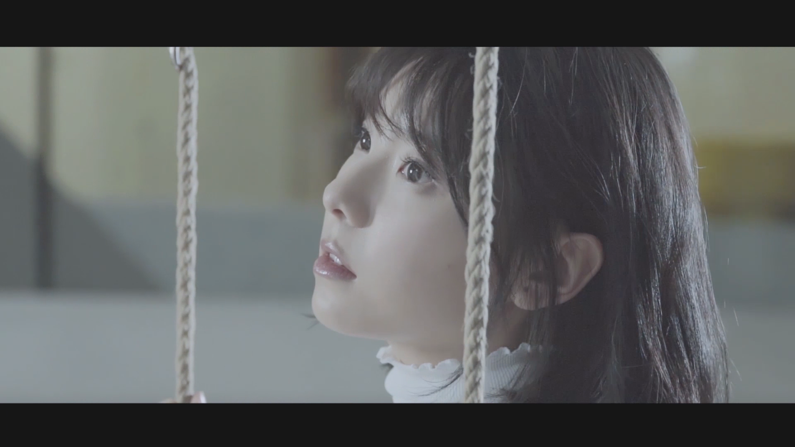 《今夜不会有晚安》mv正式上线 周子琰悠婉吟唱轻浅孤独