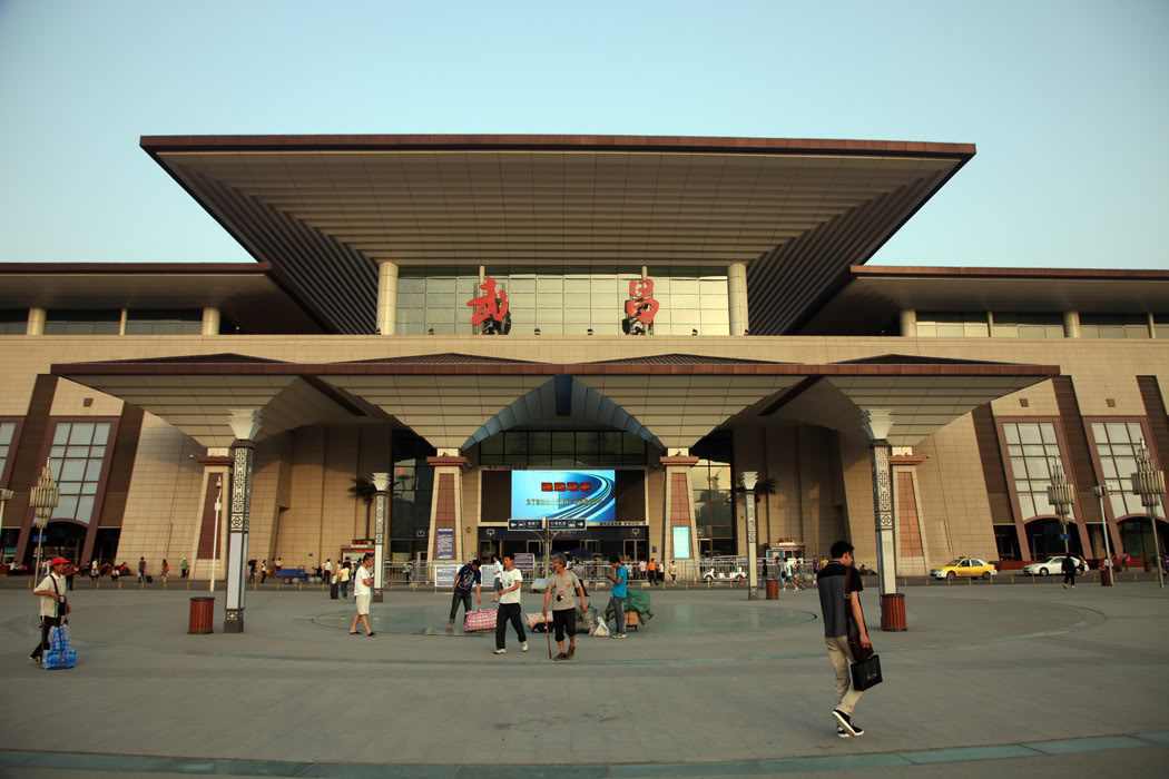 中国最牛掰的三座火车站,可以直达通往国内任何一个省会城市!