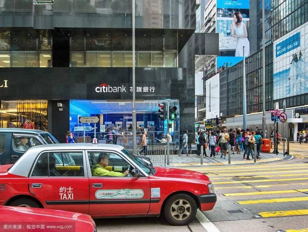 香港中环富豪争夺战一场与中资机构的抢人大战