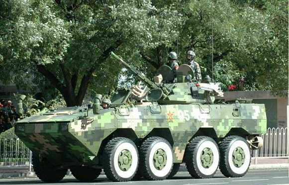 井喷的国产军备步战车突击车装甲车