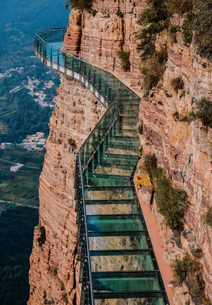 东太行景区关于玻璃栈道的致歉信