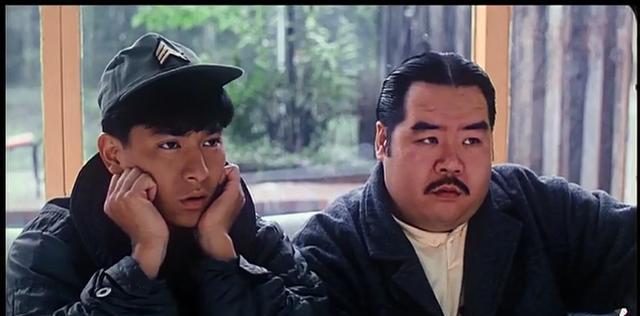 自己导演的《富贵兵团》和《狱中龙》这一次在《追龙》中饰演猪油仔