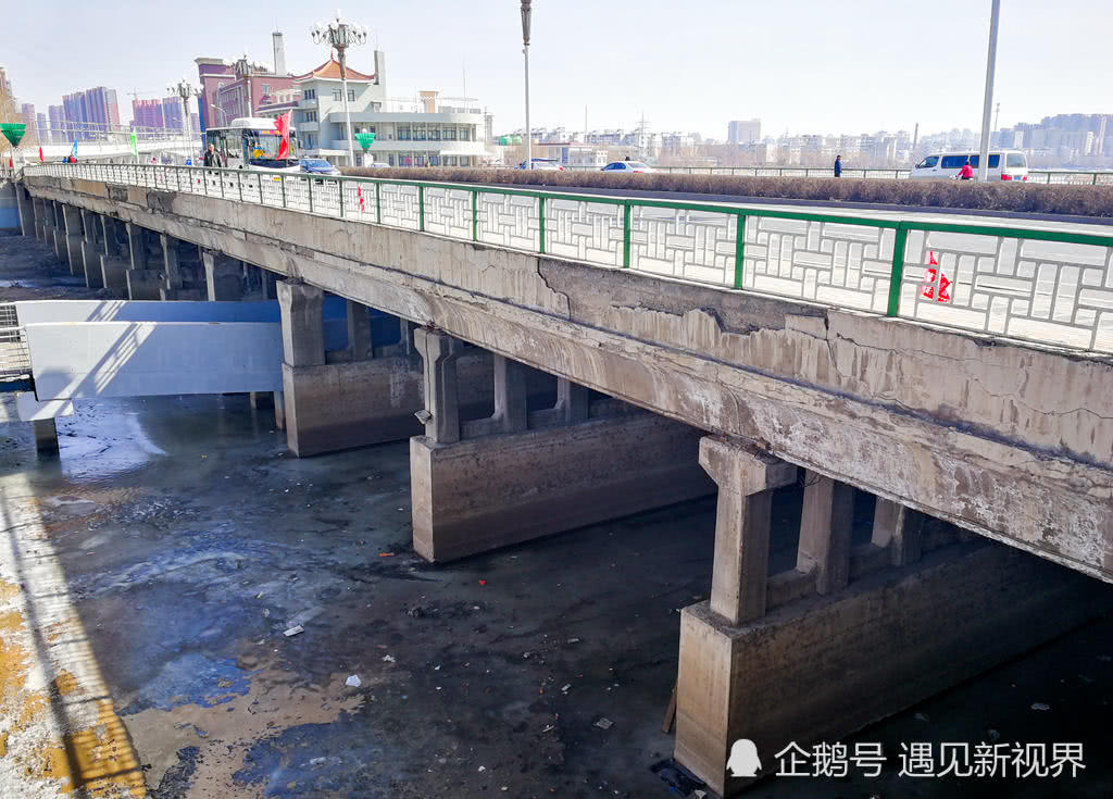 东大桥封闭施工 如何绕行请看示意图