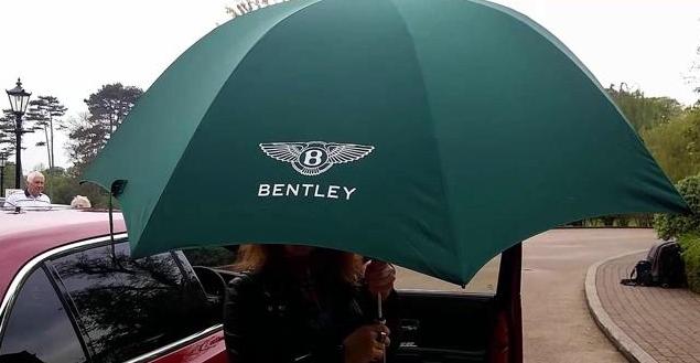 迈巴赫竞争不过劳斯莱斯当打开后备箱的时候就已经有答案了