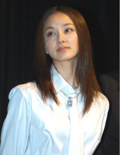 爱新觉罗的始祖出生十分传奇如今的后代无论男女也是十分不赖