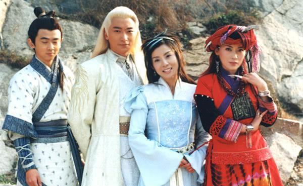《天地英豪》,由杨丽菁,狄龙等主演,又名《中原镖局》是一部风靡海
