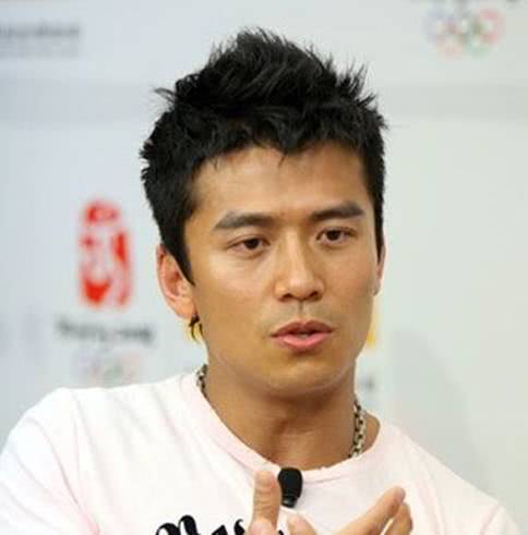 香港tvb当红演员唐文龙星路不畅,自称内地娱乐圈不好混