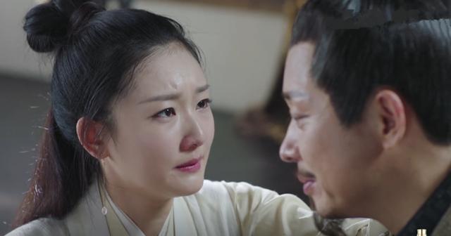 《扶摇》齐韵上演坑爹,齐震葬身火海,被父亲错杀倒在宗越怀中.