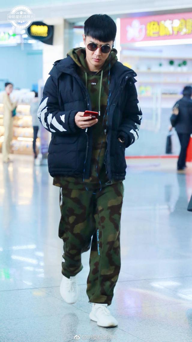 张丹峰 yeezy boost 350 v2刘昊然 the weeknd x puma xo parallel