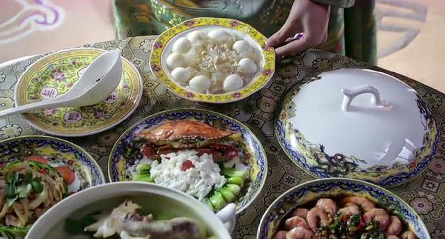 如懿传:嬿婉遭嫌弃,不只因燕窝白瓷,更因她一进门就说错话