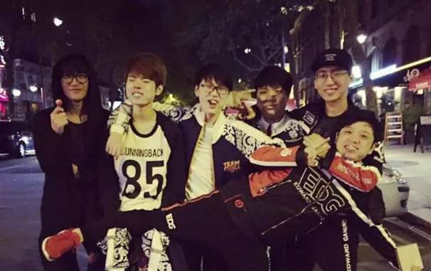 成功战胜KT战队,S8将使抗韩成为过去式!