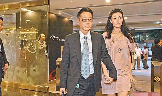 许晋亨与李嘉欣