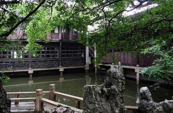 2,南浔颖园,是南浔俗称"八牛"之一清朝陈熊的住宅花园,位于湖州市南浔