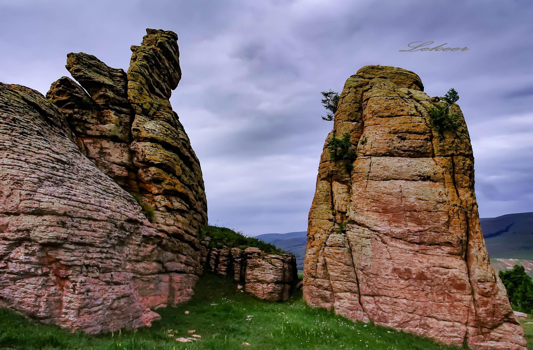 有一种世界地质奇观生命已经倒计时 它叫阿斯哈图石林 要看搞紧!