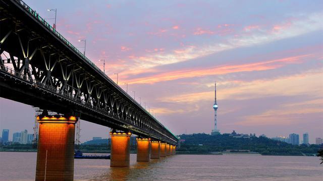 中国5个自称江城的城市, 哪1个才是真正的江城