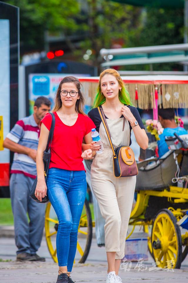 土耳其人与希腊,南欧人混血,这一时期的土耳其人更显欧罗巴人种地中海