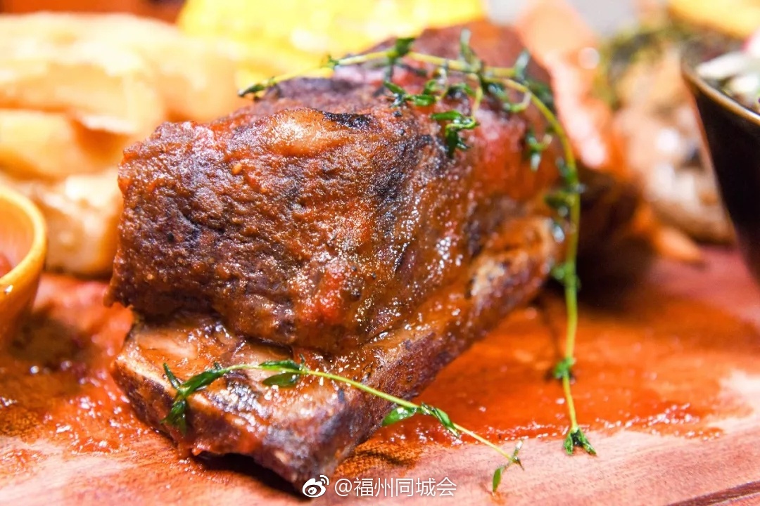 送你100元,来这家寰宇料理店一餐吃遍半个地球的美食