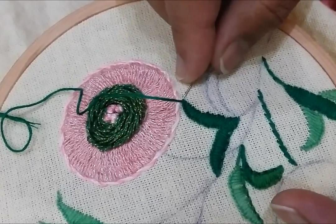 手工刺绣教学,diy达人教你手缝绣花的方法(步骤2)