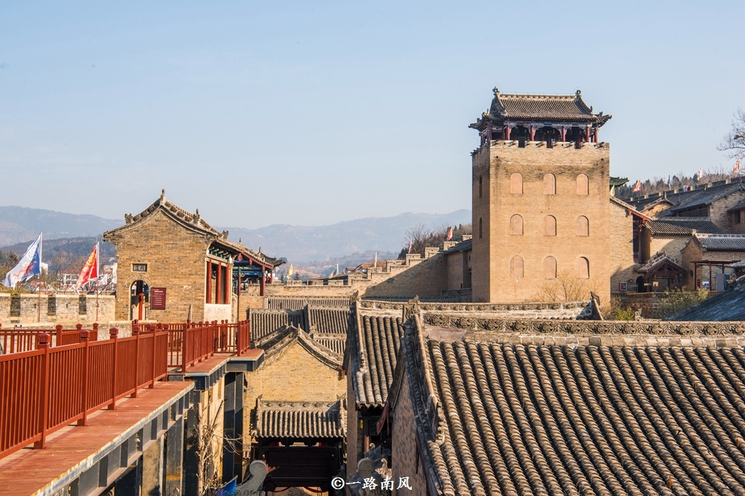山西晋城有座牛气豪宅,规模堪比古代城池,康熙皇帝曾住过两次!