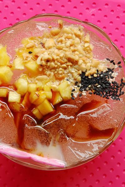 简易美味的水果冰粉