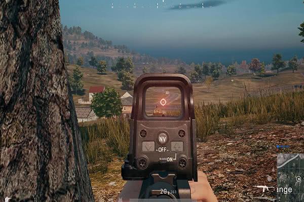 绝地求生:全息和红点究竟有什么区别?到底该如何选择?