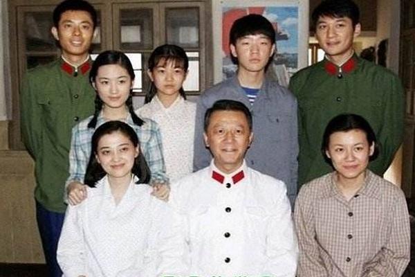 《父母爱情》中,他是被江家"隔离"的孩子,怪不得混的那么惨!