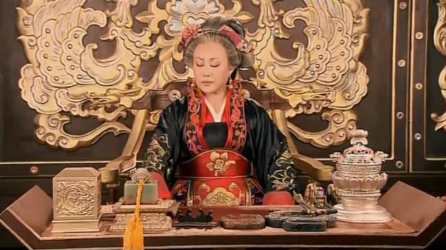 斯琴高娃太有气场了!除了她谁也演不了武则天,太霸气了