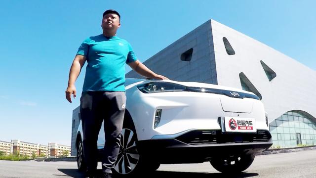 不奇怪反而成了少数派？胖哥试威马EX5（上集）