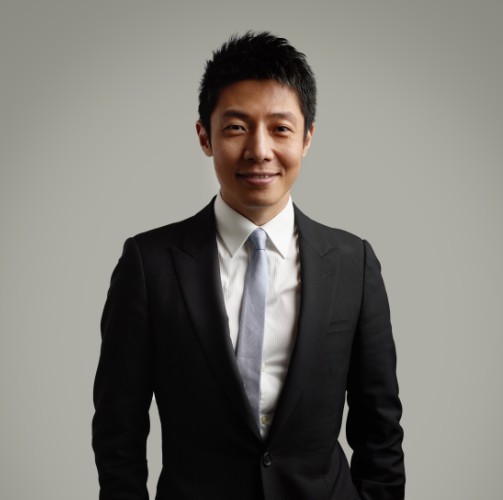 著名主持人撒贝宁越来越风趣幽默,座驾也是相当的豪气