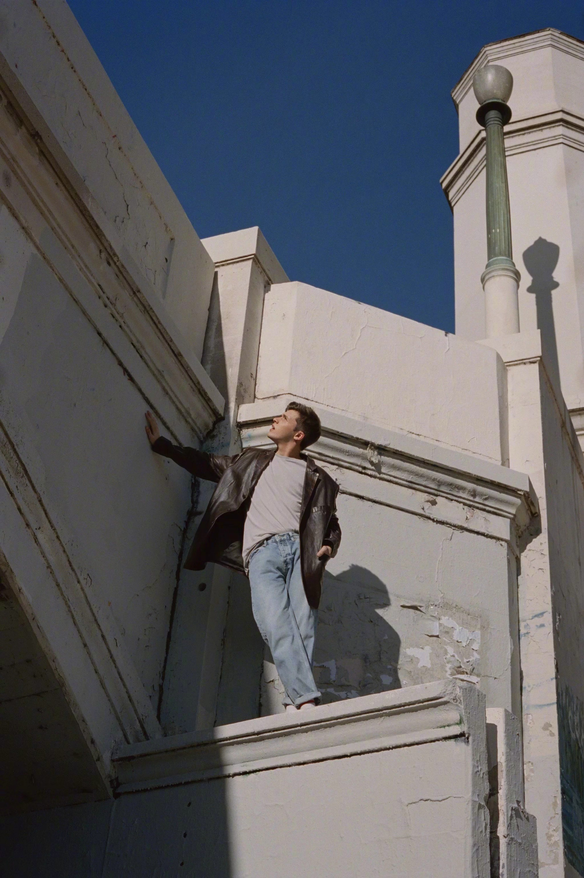 尼克·罗宾森最新《wonderland》杂志写真释出!