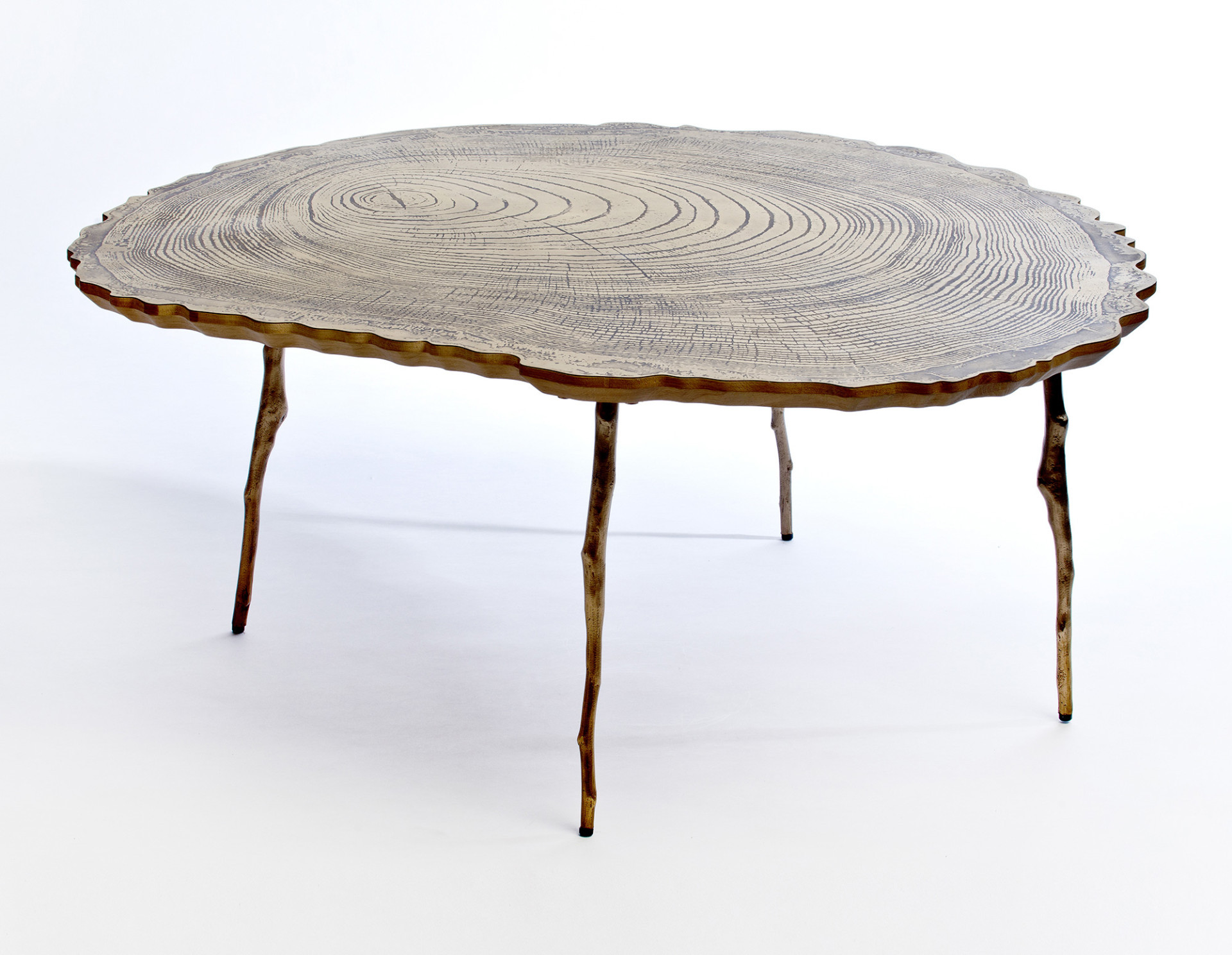 树桩图案转化为金属椅子 | 以色列设计师 sharon sides 运用蚀刻工艺