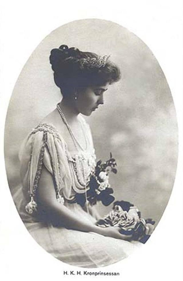 巴腾堡的爱丽丝公主,维多利亚女王的曾孙女,近代希腊