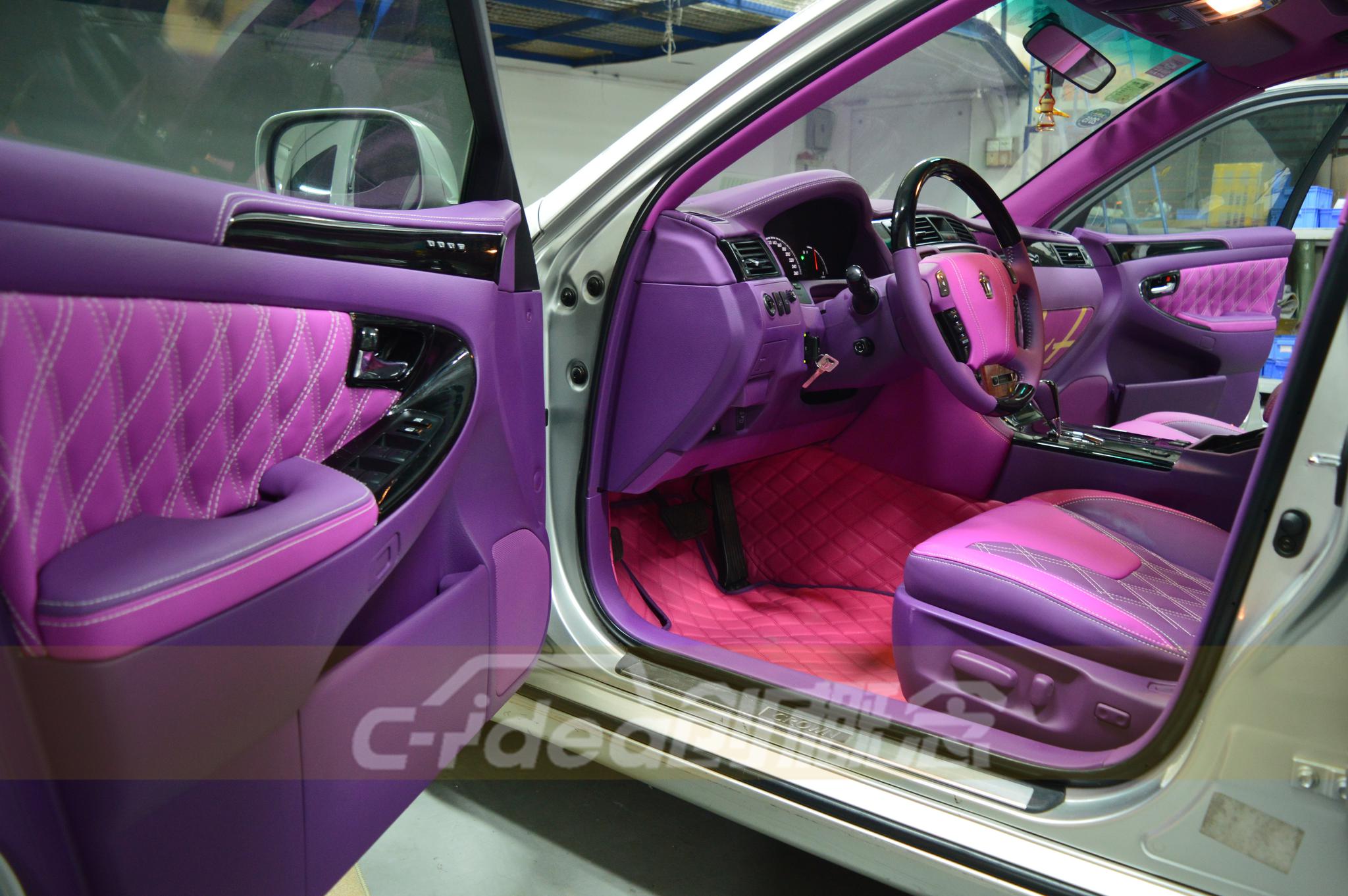 就是要与众不同 丰田皇冠改装华贵紫内饰