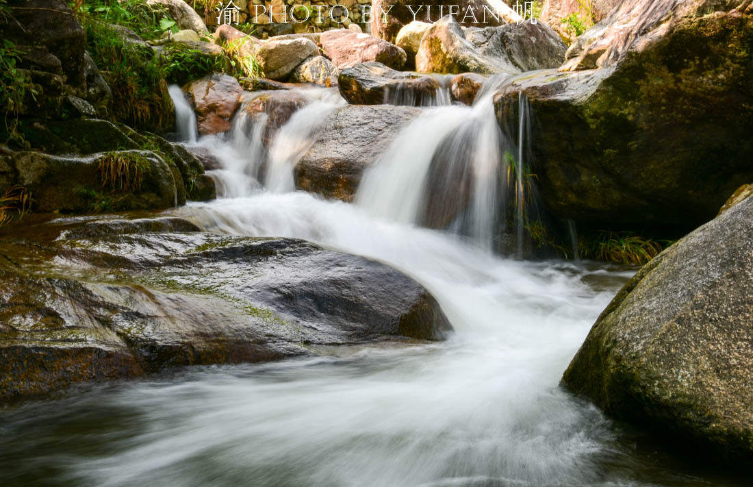 婺源石门山大峡谷江西安徽浙江三省交界处的天然大氧吧