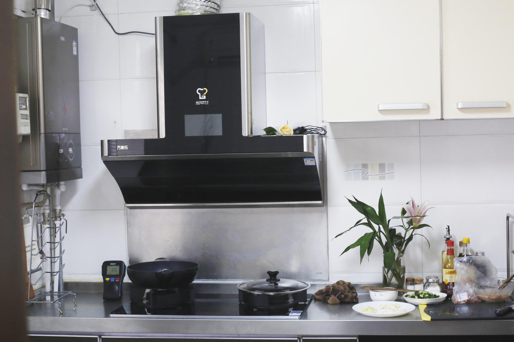 玩转厨房烹饪也智能万家乐m7si智能大视界吸油烟机体验