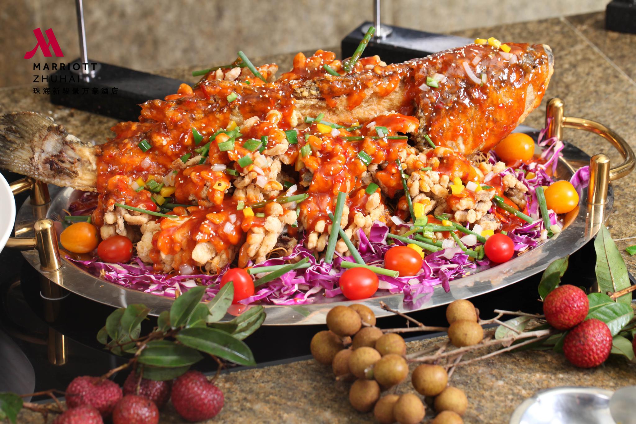珠海新骏景万豪酒店:唤醒初夏的缤纷水果美食节