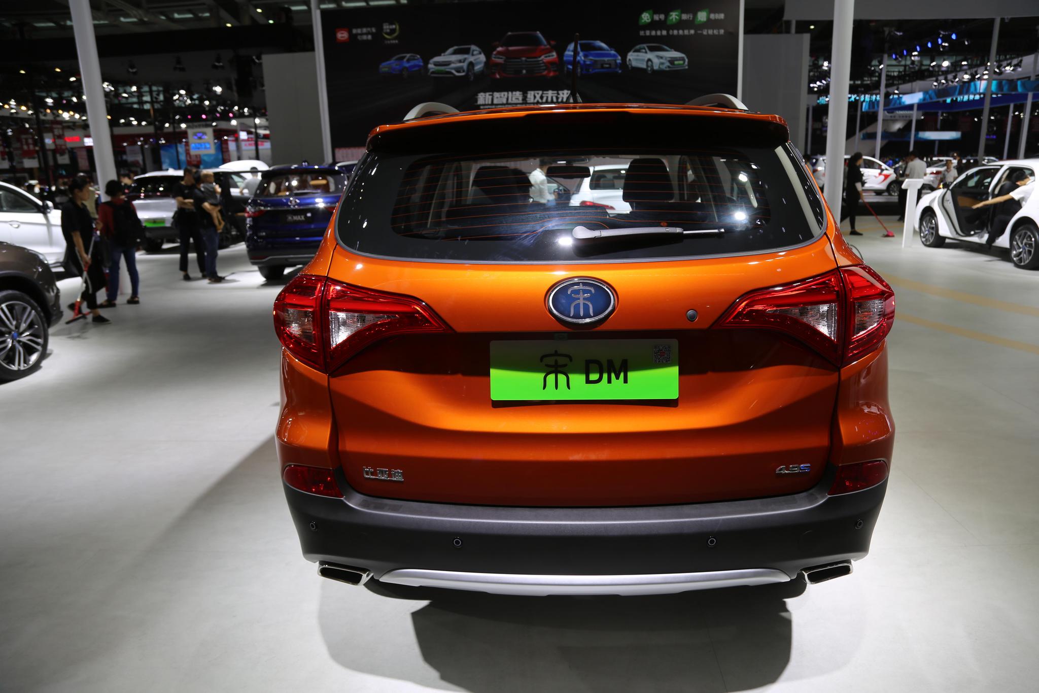 比亚迪宋dm,18万级别全时电四驱suv,车展实拍!