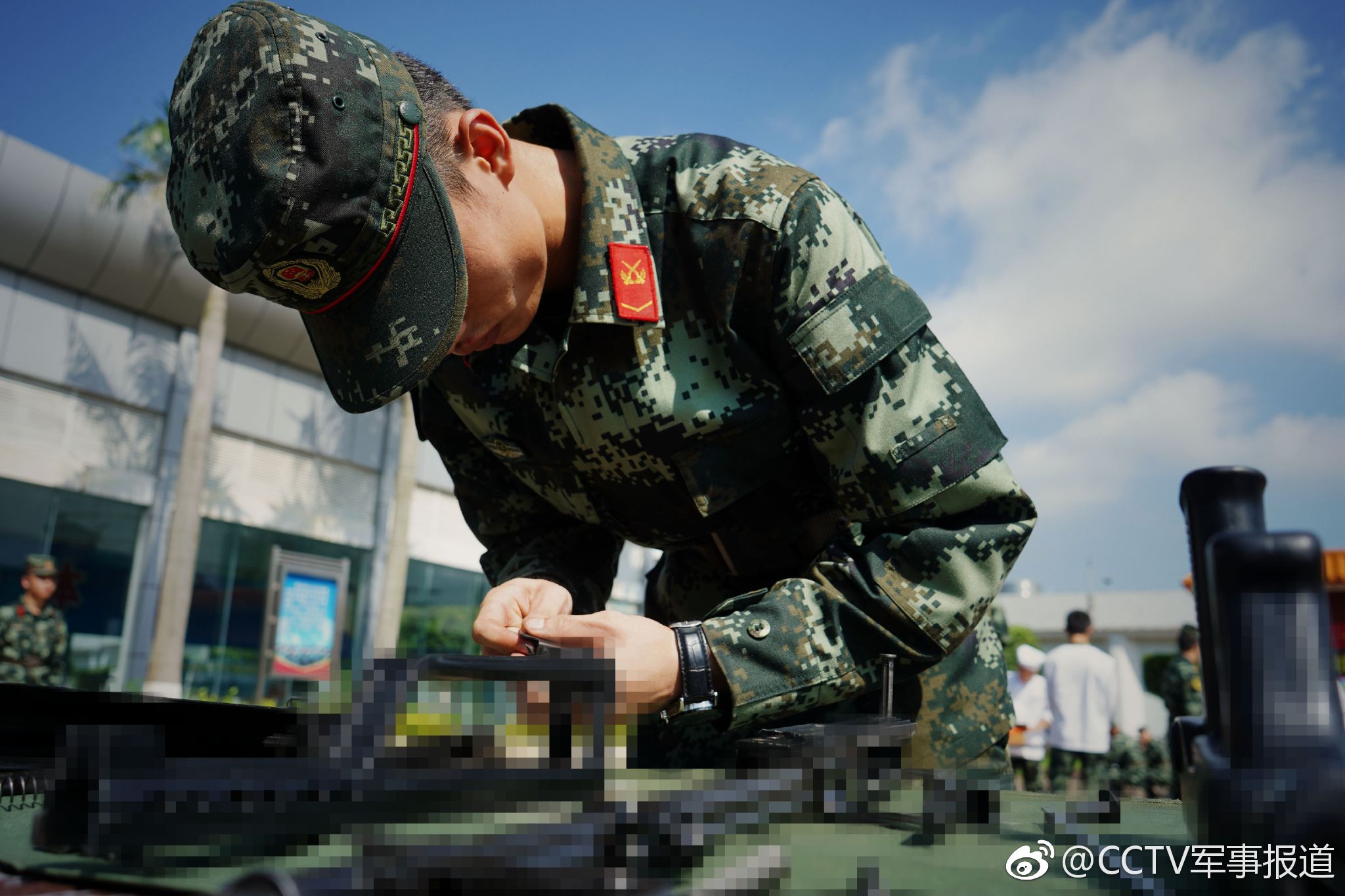 看比武场上后勤兵十八般武艺齐登场