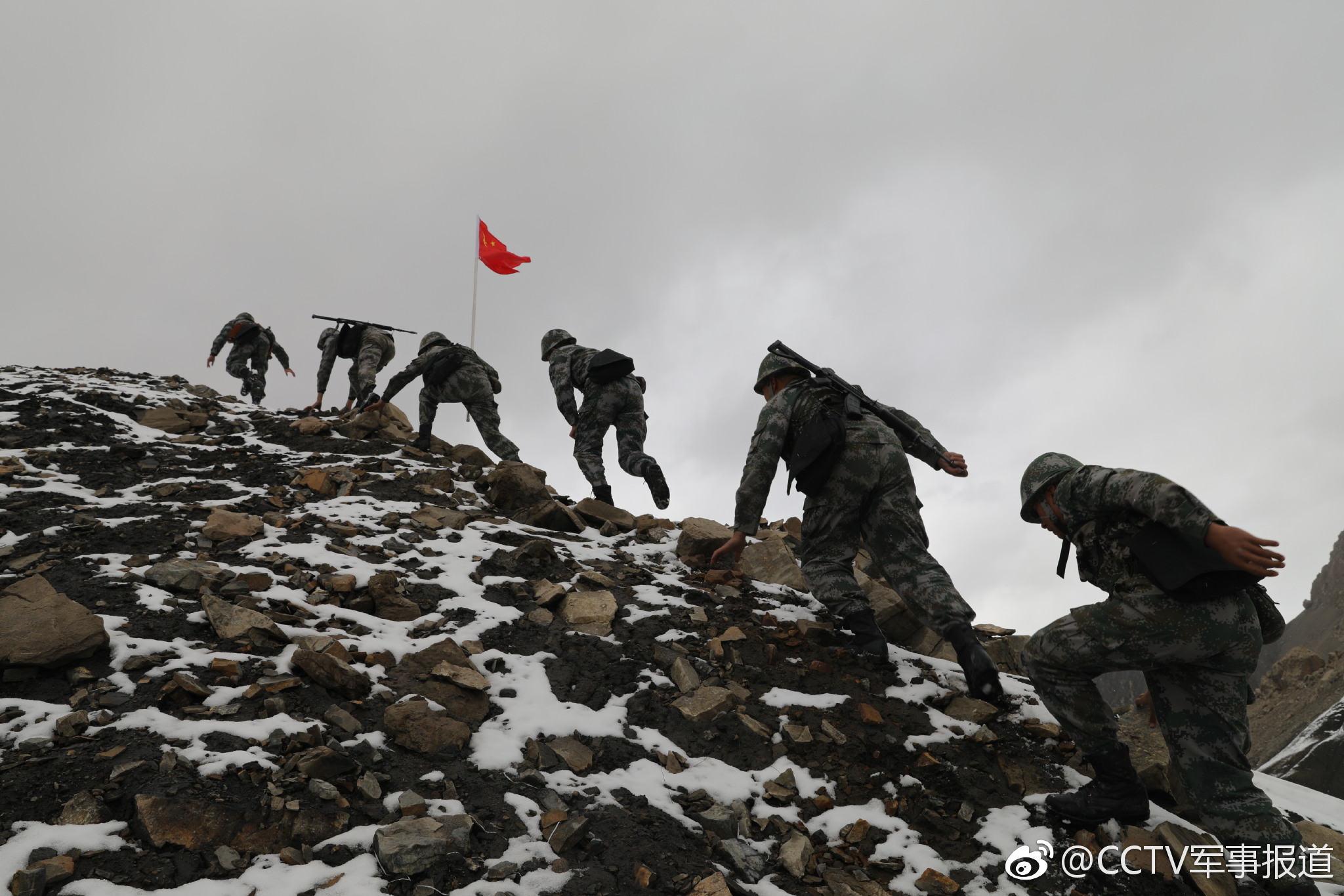 中秋节:边防官兵坚守岗位