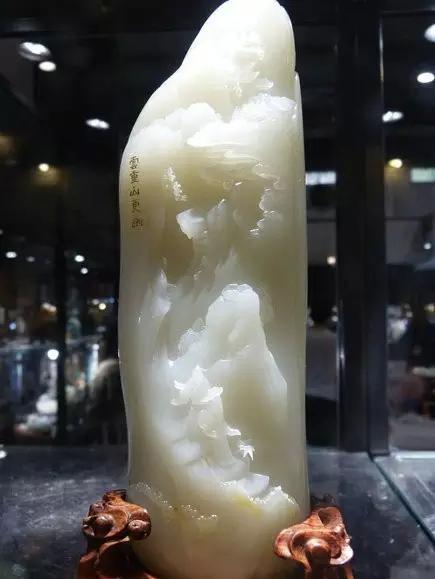 在古代中国,为什么“君子比德于玉”?