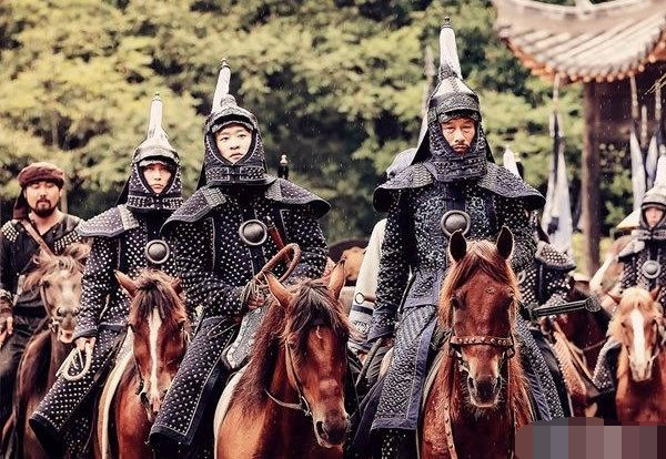 清朝的将军,提督,都统相当于现在什么级别军官?