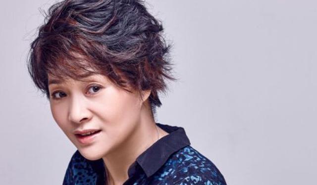 话剧出身的孟秀,一生为演绎事业奋斗,坚持自我走自己的路